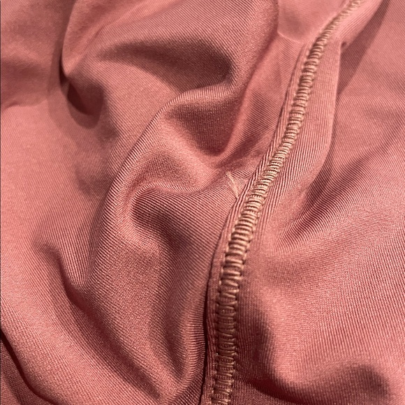 Lululemon Athletica Do the Daily Twist Front Crop Top Size 4 - Picture 10 of 11